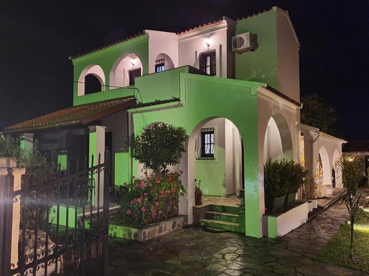 Villa Georgia Acharavi  Buitenkant foto