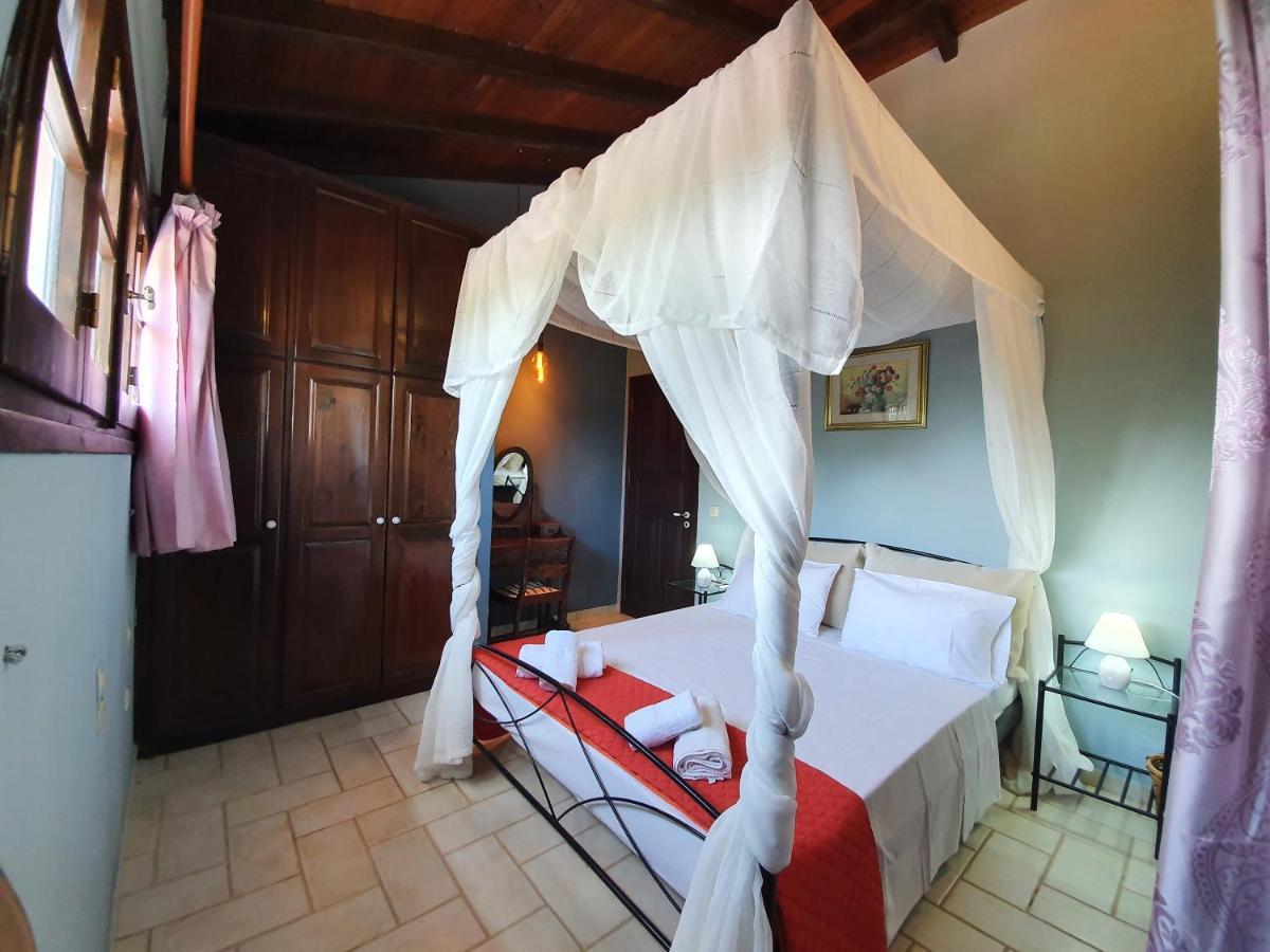 Villa Georgia Acharavi  Buitenkant foto