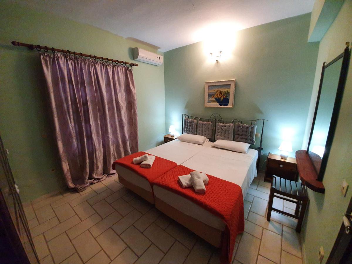 Villa Georgia Acharavi  Buitenkant foto